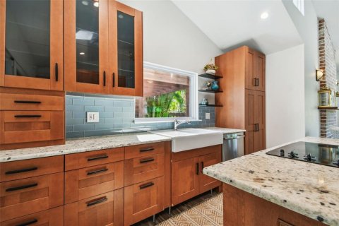 Casa en venta en Sarasota, Florida, 2 dormitorios, 100.52 m2 № 1628695 - foto 17