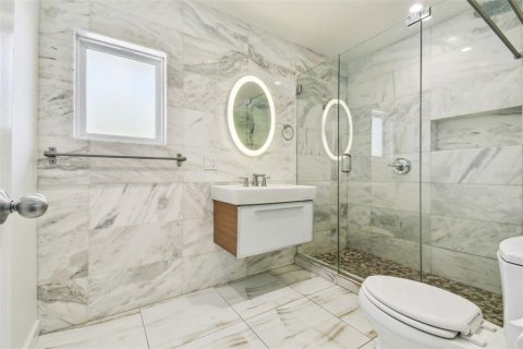 Casa en venta en Sarasota, Florida, 2 dormitorios, 100.52 m2 № 1628695 - foto 30