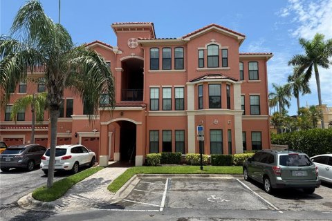Condominio en alquiler en Clearwater, Florida, 1 dormitorio, 91.04 m2 № 1832647 - foto 1
