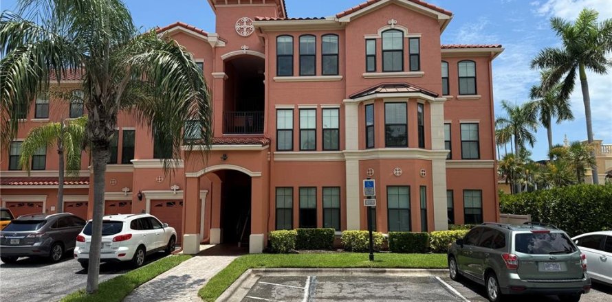 Condominio en Clearwater, Florida, 1 dormitorio  № 1832647