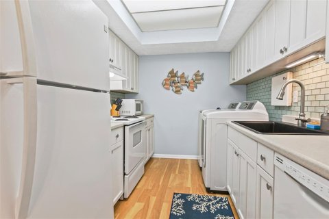 Condo in Saint Augustine, Florida, 2 bedrooms  № 1822883 - photo 17