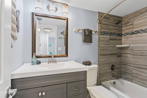 Condo in Saint Augustine, Florida, 2 bedrooms  № 1822883 - photo 23