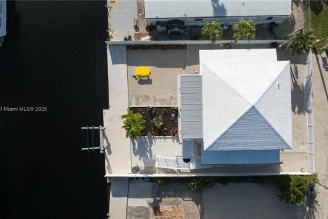 House in Key Largo, Florida 3 bedrooms, 142.7 sq.m. № 1845966 - photo 30