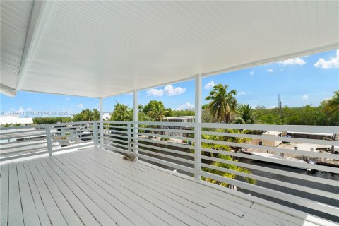 House in Key Largo, Florida 3 bedrooms, 142.7 sq.m. № 1845966 - photo 23