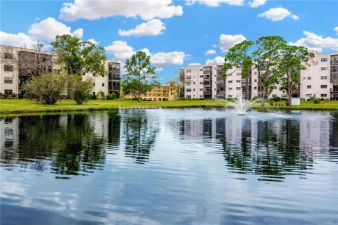 Condo in Saint Petersburg, Florida, 1 bedroom  № 1657836 - photo 19