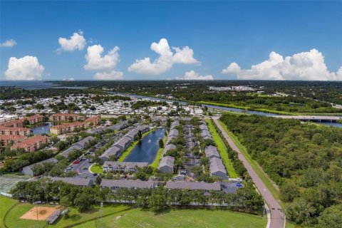 Touwnhouse à vendre à Oldsmar, Floride: 2 chambres, 102.66 m2 № 1802153 - photo 30