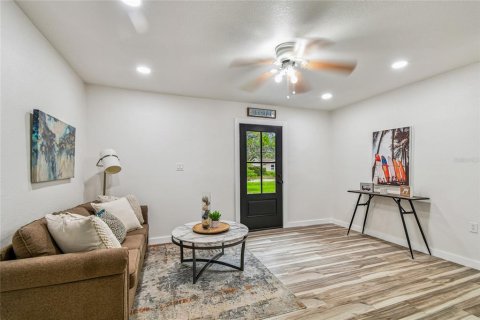 Casa en venta en New Port Richey, Florida, 4 dormitorios, 121.52 m2 № 1900330 - foto 6