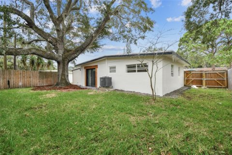 Casa en venta en New Port Richey, Florida, 4 dormitorios, 121.52 m2 № 1900330 - foto 28