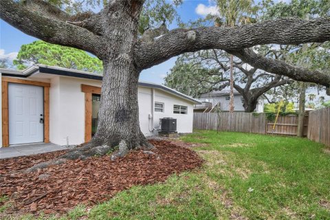 Casa en venta en New Port Richey, Florida, 4 dormitorios, 121.52 m2 № 1900330 - foto 27