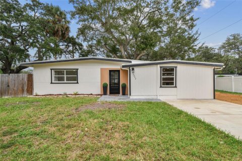 Casa en venta en New Port Richey, Florida, 4 dormitorios, 121.52 m2 № 1900330 - foto 3