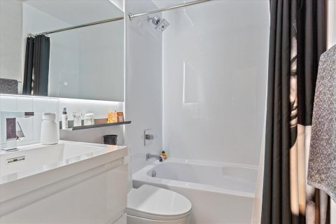 Condominio en alquiler en Sarasota, Florida, 2 dormitorios, 112.04 m2 № 1760169 - foto 14