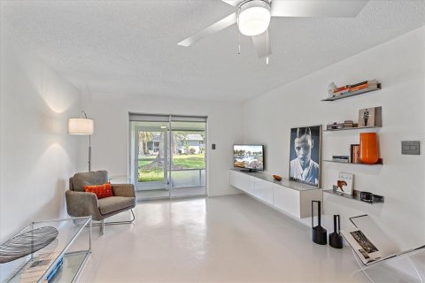Condominio en alquiler en Sarasota, Florida, 2 dormitorios, 112.04 m2 № 1760169 - foto 2