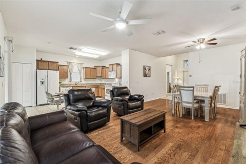 House in Spring Hill, Florida 3 bedrooms, 142.88 sq.m. № 1793405 - photo 7