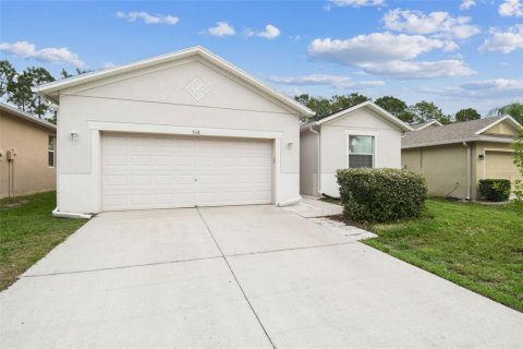 House in Spring Hill, Florida 3 bedrooms, 142.88 sq.m. № 1793405 - photo 2