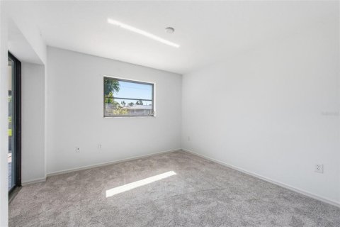 Villa ou maison à vendre à Port Charlotte, Floride: 3 chambres, 123.65 m2 № 2437279 - photo 23
