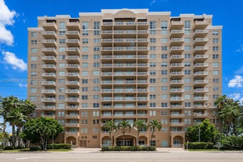 Condominio en Miami, Florida, 2 dormitorios  № 2190280