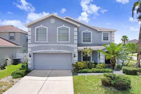 House in Gibsonton, Florida 3 bedrooms, 269.79 sq.m. № 1804975 - photo 1