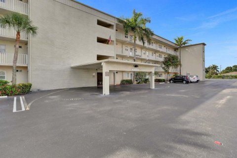 Condo in Boynton Beach, Florida, 1 bedroom  № 2177928 - photo 24