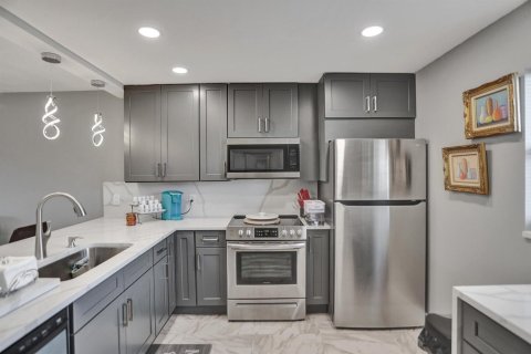 Condo in Boynton Beach, Florida, 1 bedroom  № 2177928 - photo 3
