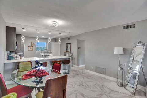 Condo in Boynton Beach, Florida, 1 bedroom  № 2177928 - photo 13