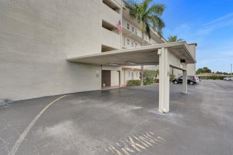 Condo in Boynton Beach, Florida, 1 bedroom  № 2177928 - photo 25