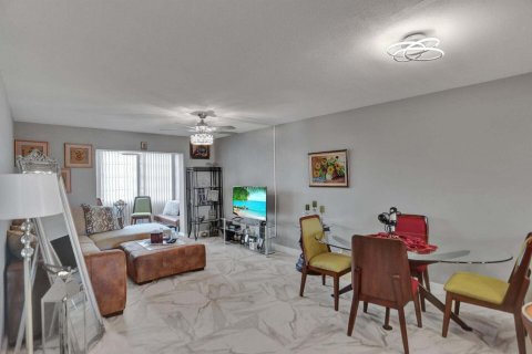 Condo in Boynton Beach, Florida, 1 bedroom  № 2177928 - photo 14