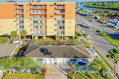Apartamento en alquiler en Redington Shores, Florida, 2 dormitorios, 110 m2 № 1850224 - foto 17