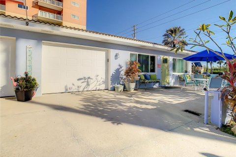 Apartamento en alquiler en Redington Shores, Florida, 2 dormitorios, 110 m2 № 1850224 - foto 7
