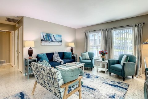 Apartamento en alquiler en Redington Shores, Florida, 2 dormitorios, 110 m2 № 1850224 - foto 4