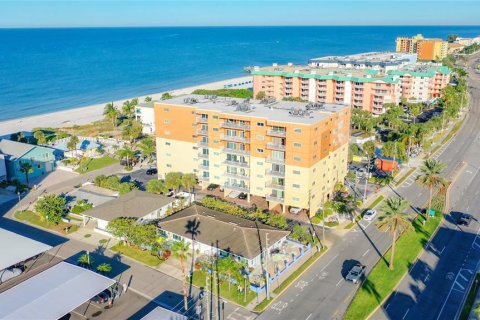 Apartamento en alquiler en Redington Shores, Florida, 2 dormitorios, 110 m2 № 1850224 - foto 16