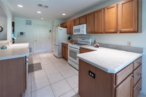 Villa ou maison à vendre à Ocala, Floride: 3 chambres, 153.01 m2 № 2305130 - photo 12