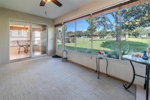 Villa ou maison à vendre à Ocala, Floride: 3 chambres, 153.01 m2 № 2305130 - photo 4