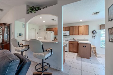 Villa ou maison à vendre à Ocala, Floride: 3 chambres, 153.01 m2 № 2305130 - photo 11