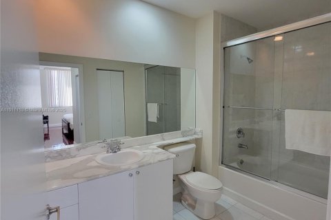 Снять в аренду кондоминиум в Авентура, Флорида 2 спальни, 109.53м2, № 2037716 - фото 18