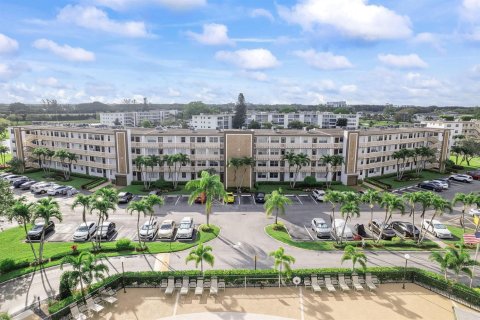 Copropriété à vendre à Boca Raton, Floride: 2 chambres, 79.99 m2 № 2175399 - photo 25