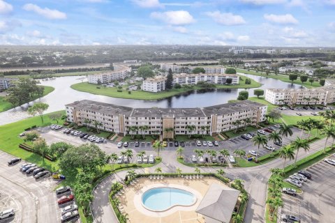Copropriété à vendre à Boca Raton, Floride: 2 chambres, 79.99 m2 № 2175399 - photo 26