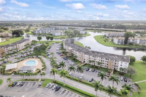 Copropriété à vendre à Boca Raton, Floride: 2 chambres, 79.99 m2 № 2175399 - photo 28