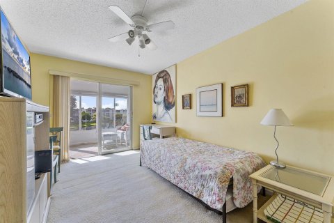 Copropriété à vendre à Boca Raton, Floride: 2 chambres, 79.99 m2 № 2175399 - photo 20