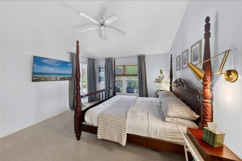 House in Melbourne, Florida 3 bedrooms, 175.77 sq.m. № 2096285 - photo 30