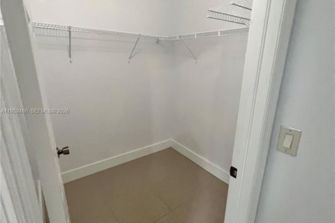 Condominio en alquiler en Dania Beach, Florida, 3 dormitorios, 150.13 m2 № 2007451 - foto 29