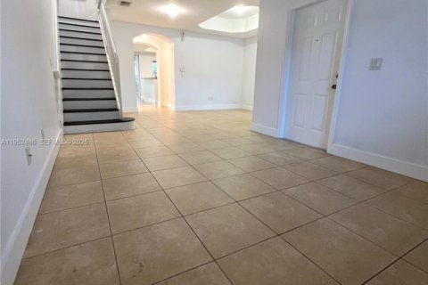 Condominio en alquiler en Dania Beach, Florida, 3 dormitorios, 150.13 m2 № 2007451 - foto 4