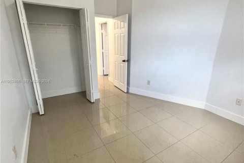 Condominio en alquiler en Dania Beach, Florida, 3 dormitorios, 150.13 m2 № 2007451 - foto 25