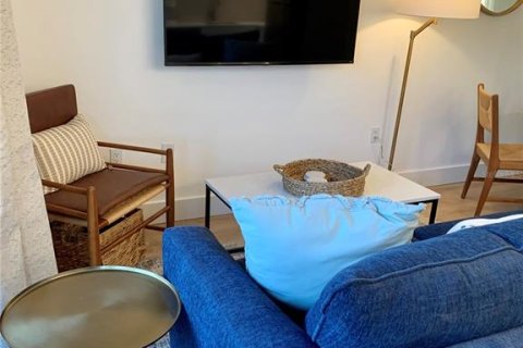 Condo in Clearwater, Florida, 1 bedroom № 2118606 - photo 8