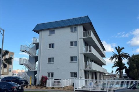 Condo in Clearwater, Florida, 1 bedroom  № 2118606