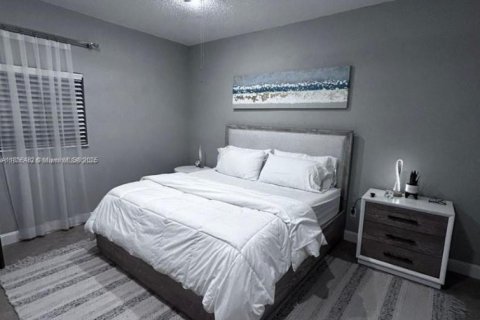 Touwnhouse à louer à Hypoluxo, Floride: 2 chambres № 1972462 - photo 19