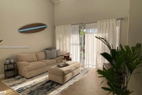 Touwnhouse à louer à Hypoluxo, Floride: 2 chambres № 1972462 - photo 8