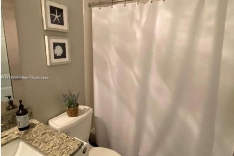 Touwnhouse à louer à Hypoluxo, Floride: 2 chambres № 1972462 - photo 15