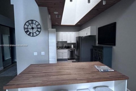 Touwnhouse à louer à Hypoluxo, Floride: 2 chambres № 1972462 - photo 24