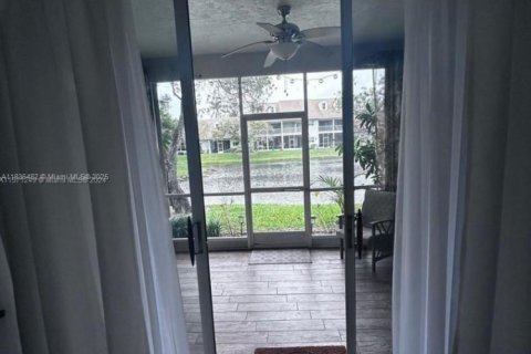 Touwnhouse à louer à Hypoluxo, Floride: 2 chambres № 1972462 - photo 16