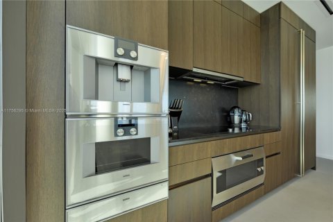 Condominio en venta en Hallandale Beach, Florida, 3 dormitorios, 235.04 m2 № 1874525 - foto 7